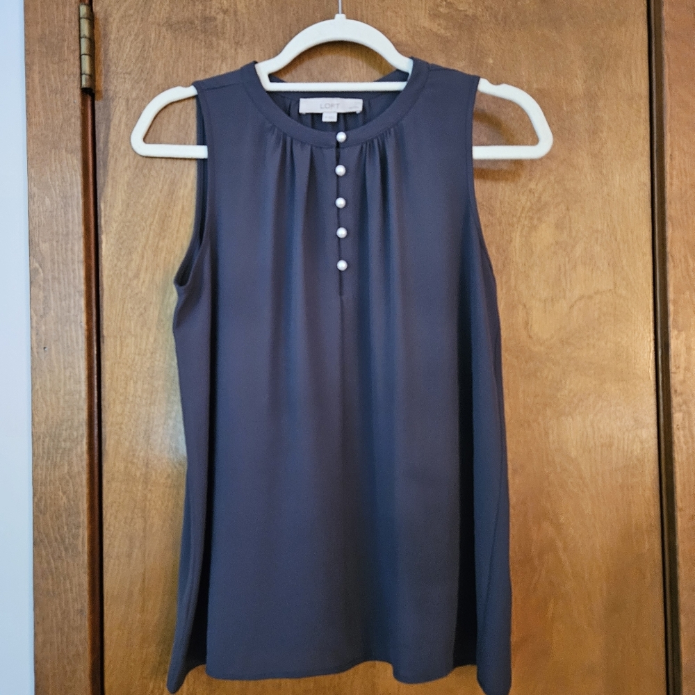 LOFT Petite Gray Sleeveless Top